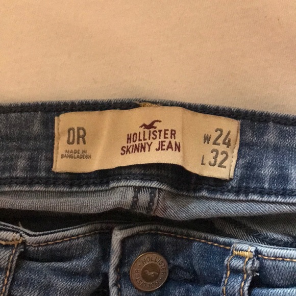 medium wash hollister jean - Picture 2 of 5
